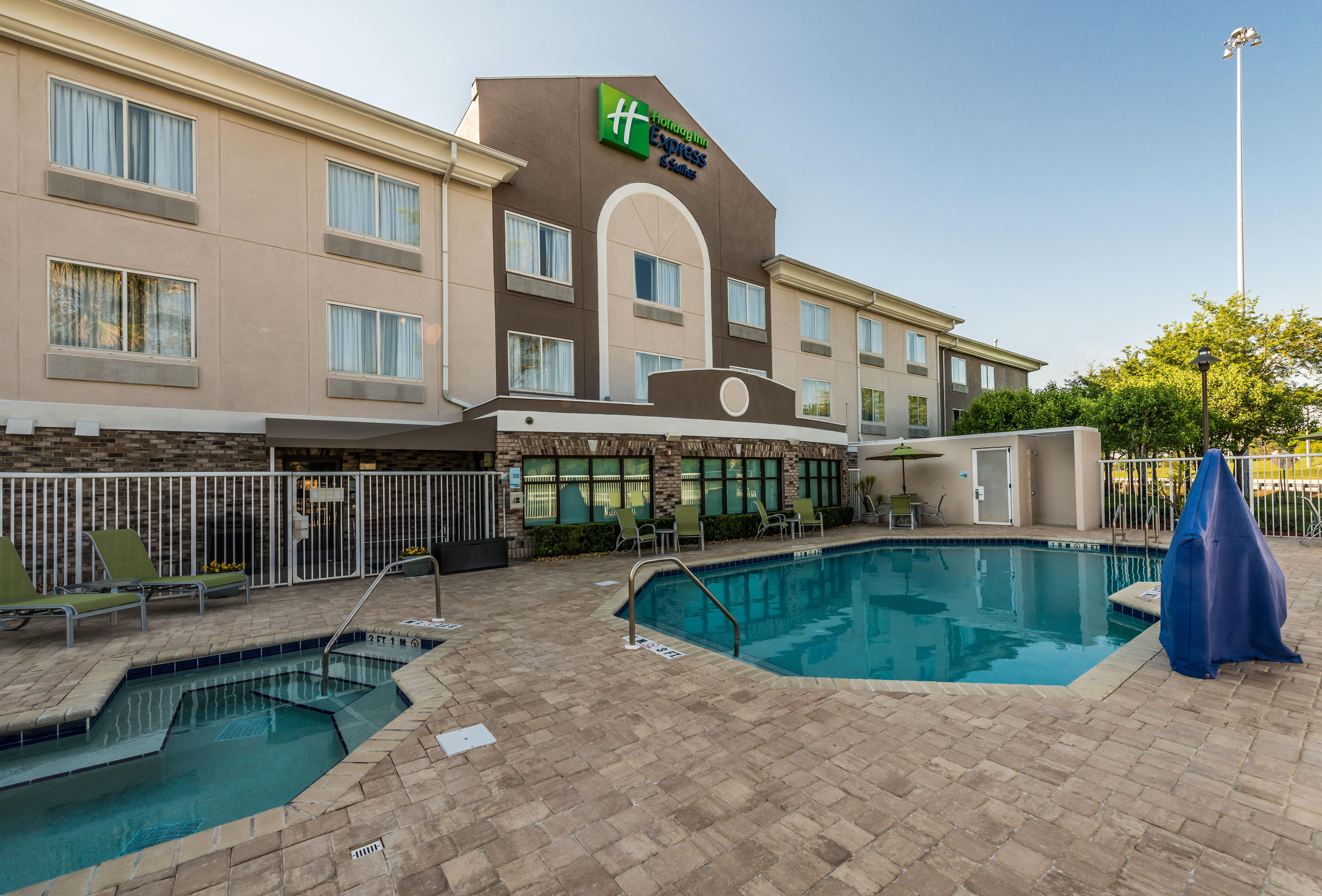 Holiday Inn Express Hotel & Suites Jacksonville-Blount Island By Ihg Exterior photo
