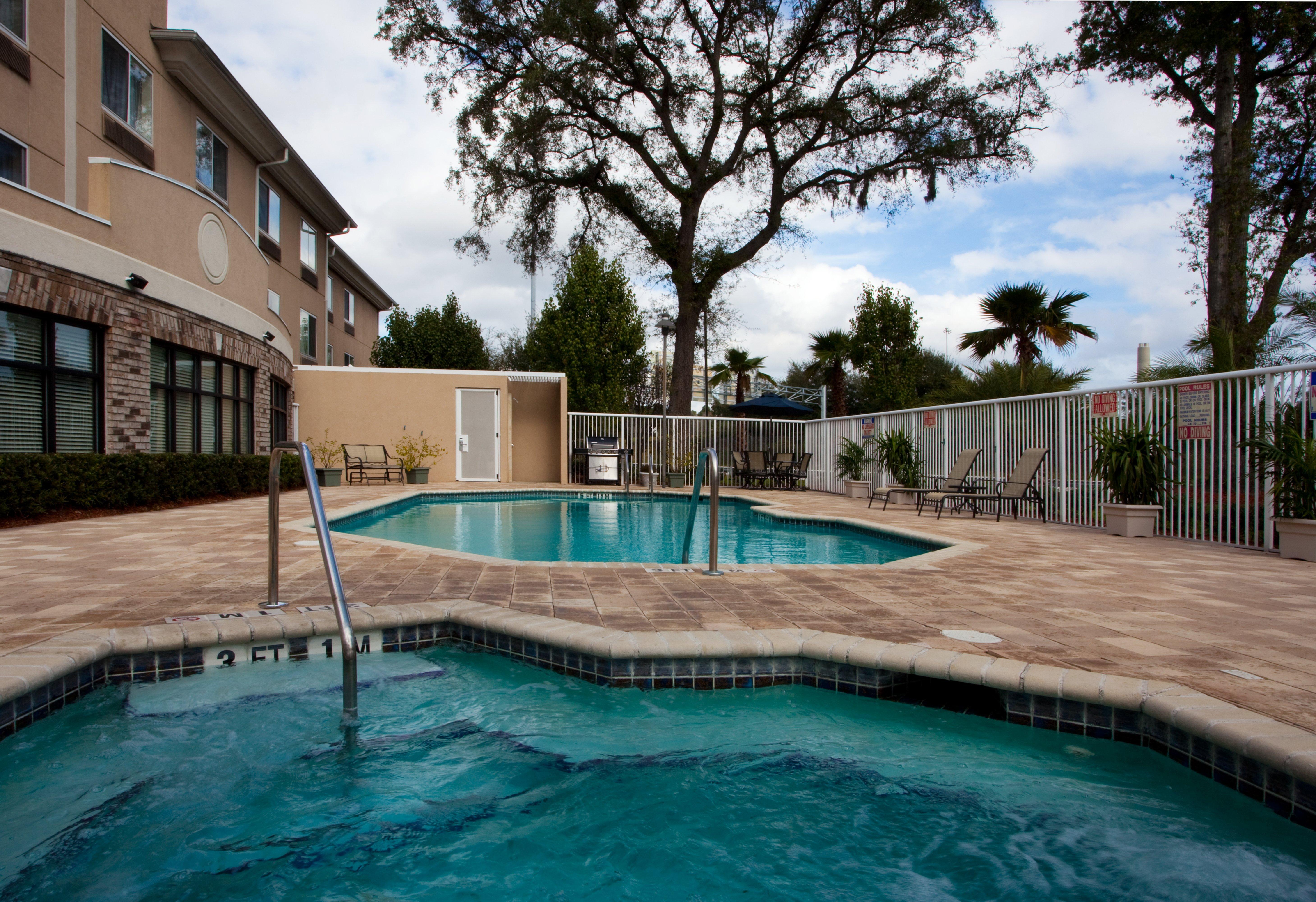 Holiday Inn Express Hotel & Suites Jacksonville-Blount Island By Ihg Exterior photo